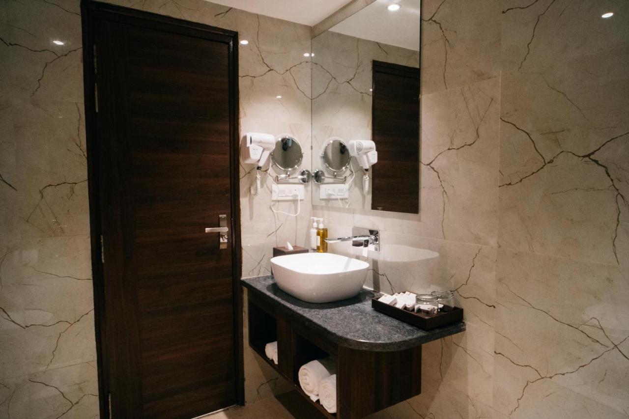 Playotel Premier Vijay Nagar Indore Ngoại thất bức ảnh