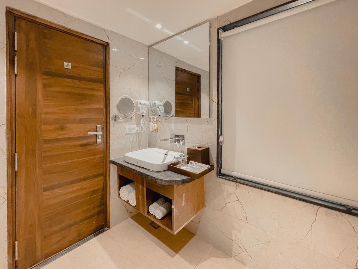 Playotel Premier Vijay Nagar Indore Ngoại thất bức ảnh