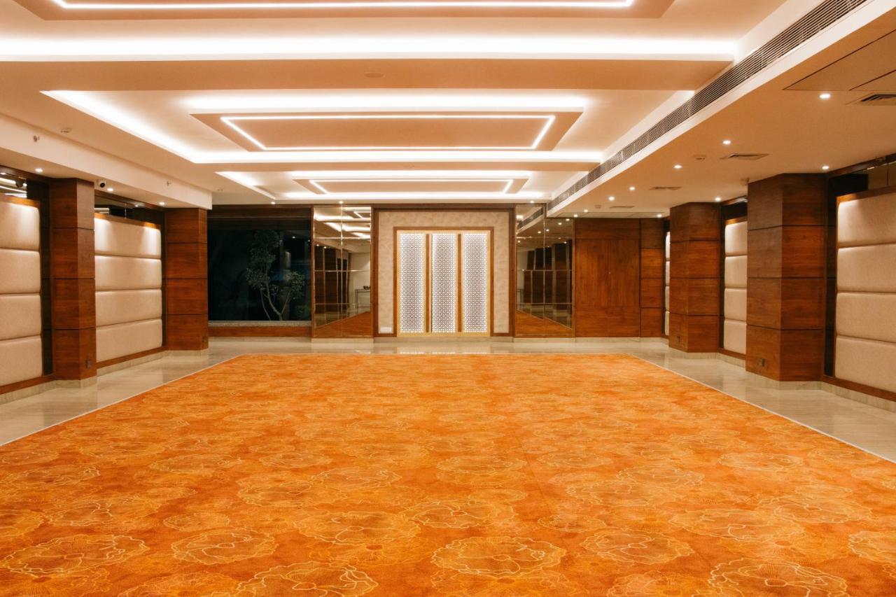 Playotel Premier Vijay Nagar Indore Ngoại thất bức ảnh
